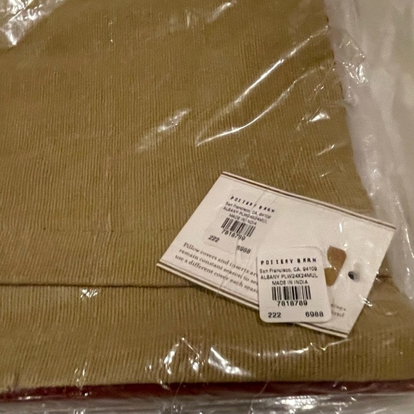 NWT Pottery Barn Albany Stripe Kilim Dhurrie Pillow Cover, 24” - Picture 6 of 6